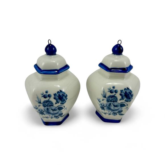 Porcelain Blue White Delft Style Ornaments Set of 2 Kurt S Adler - Picture 2 of 9